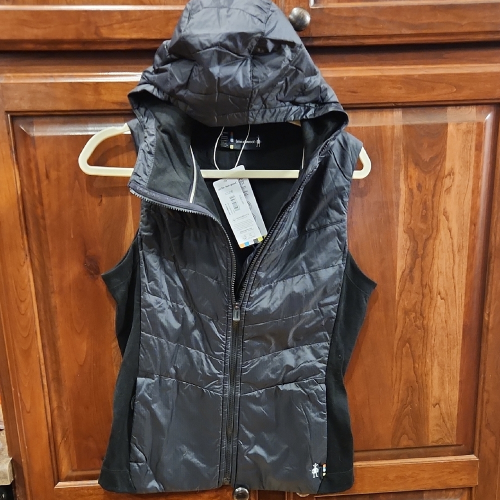 Smartwool Women's Black Quilted Hooded Vest
